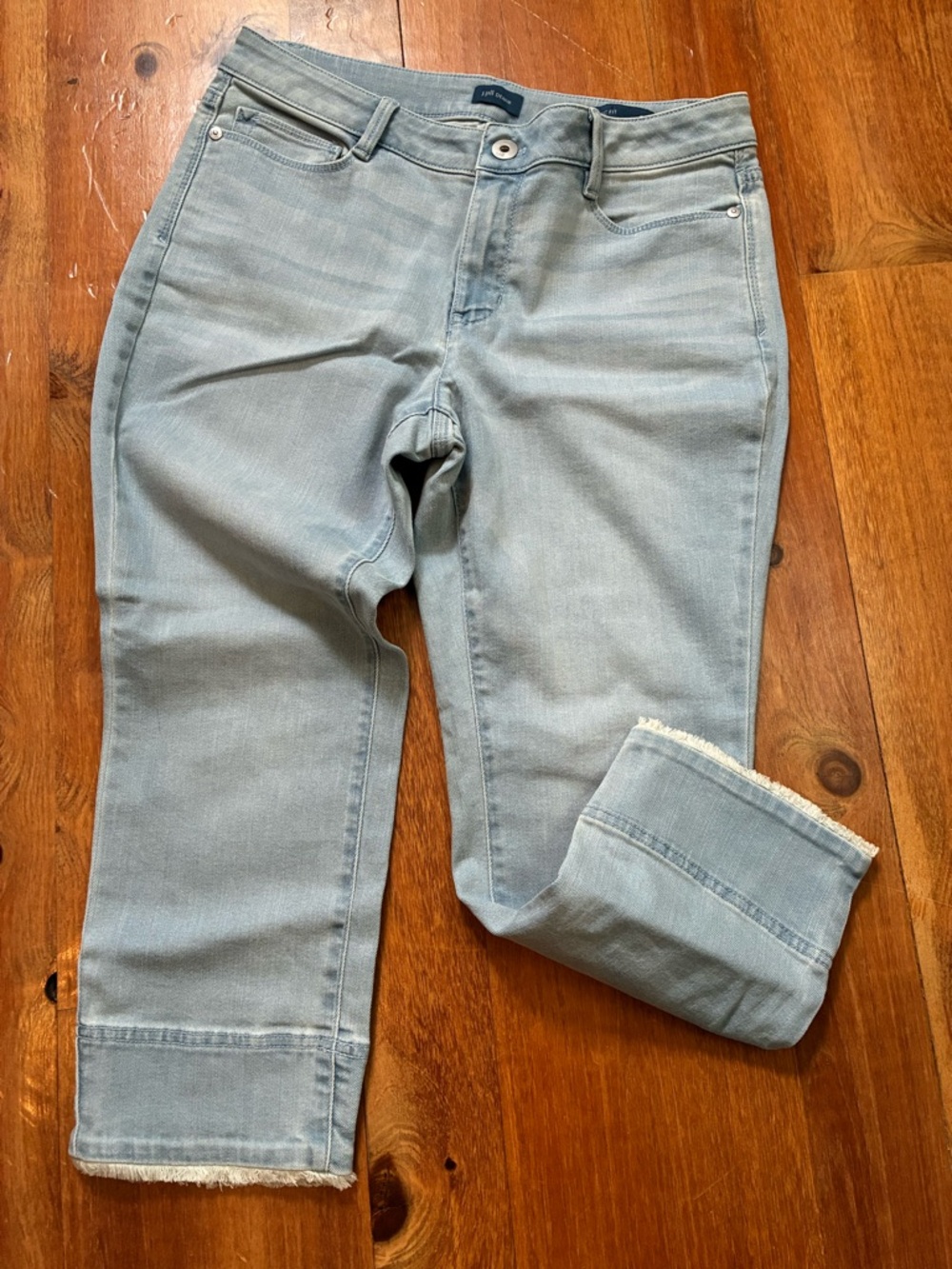 JJill authentic fit cropped denim